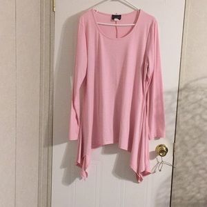 Discreet plus size A-line blouse